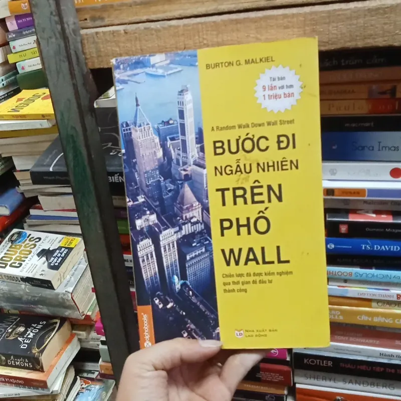 Bước đi ngẫu nhiên trên phố wall - Burton G. Malkiel 937528