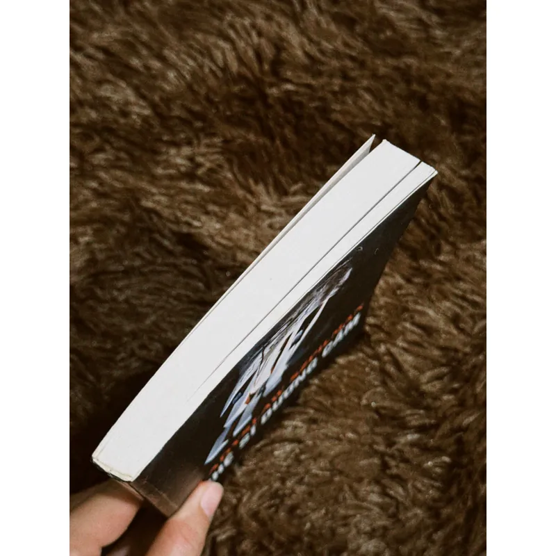 Nghệ sĩ dương cầm (chữ ký dịch giả) 698298