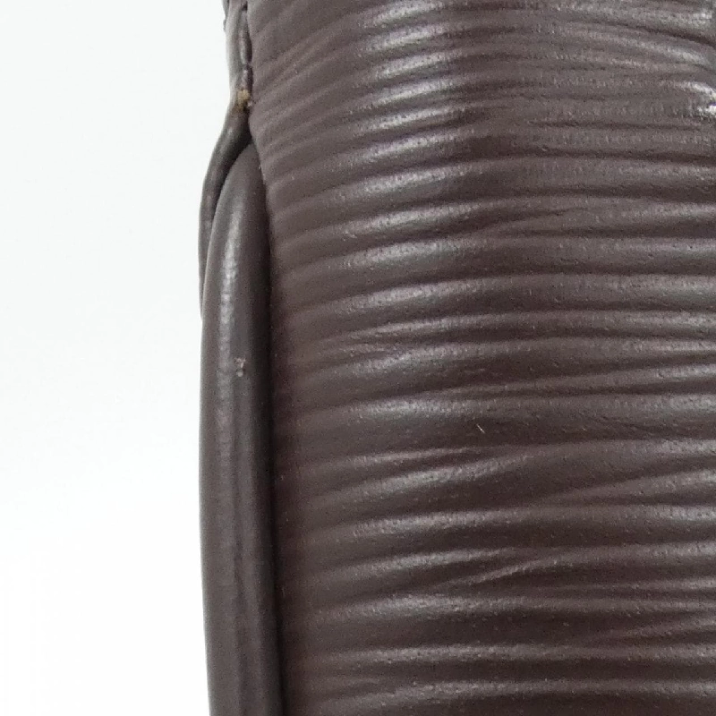 Túi xách vai Louis Vuitton Épi Salvanga M5898D - Hàng hiệu Chính hãng 765516