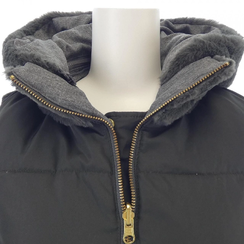 Áo gile lông vũ en recre - Hàng hiệu Authentic 823522