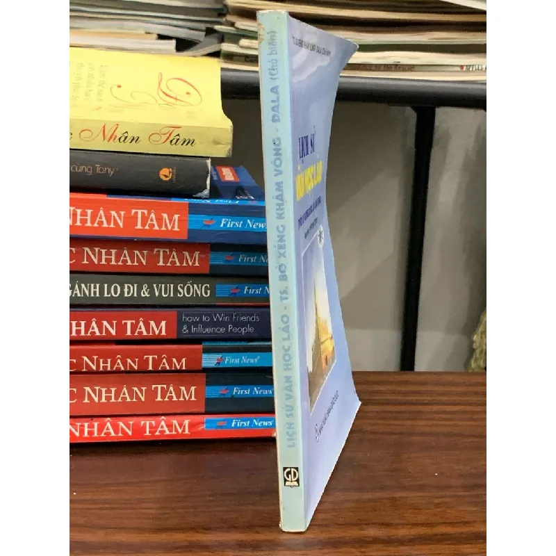 Lịch sử văn học Lào (Thời kì vương quốc Lào lạn xạng) tập 2- Trần Ngọc Dung 690285