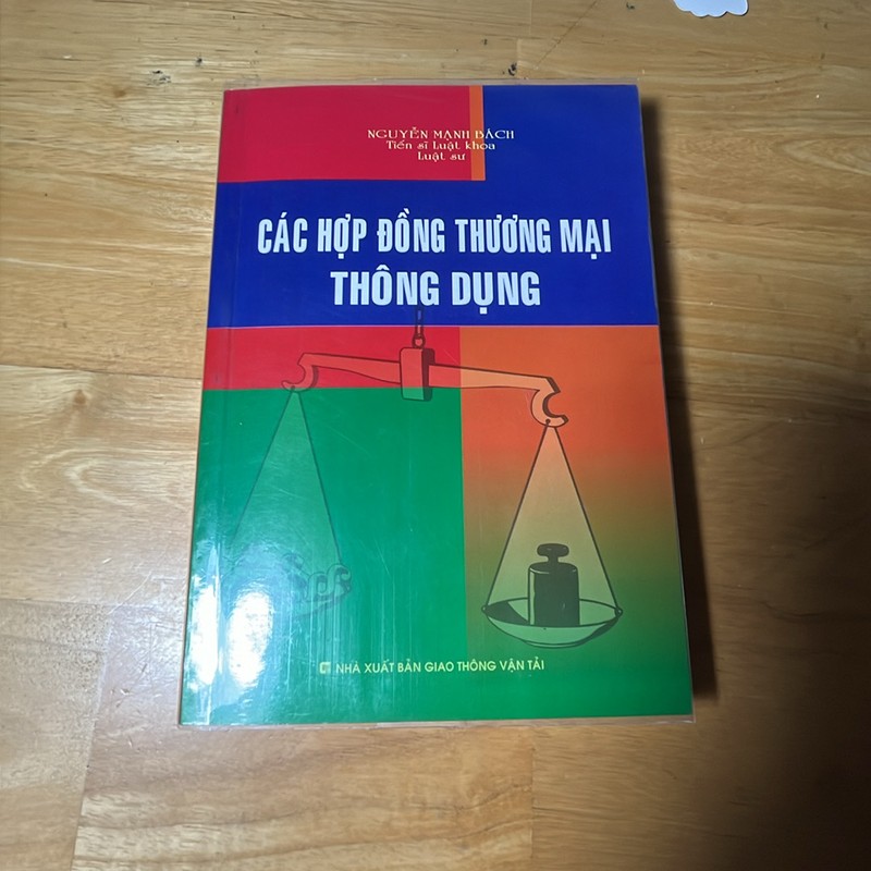 [pháp luật] Nguyễn Mạnh Bách - Hợp đồng thương mại thông dụng 178697