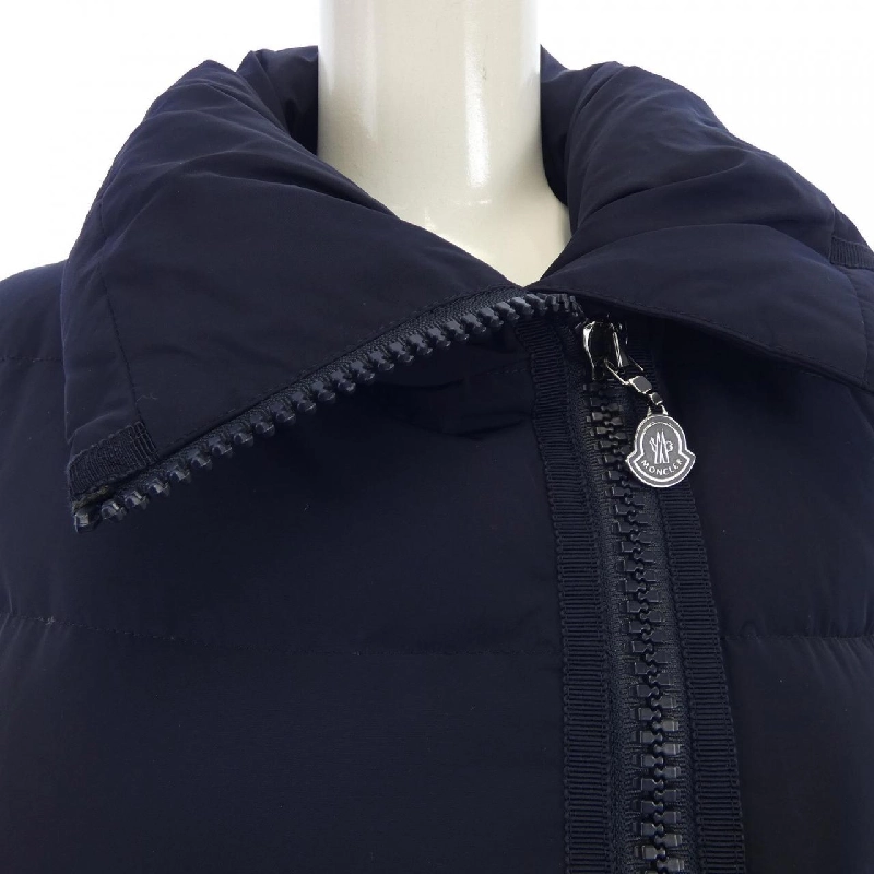 Áo khoác lông vũ MONCLER 641471