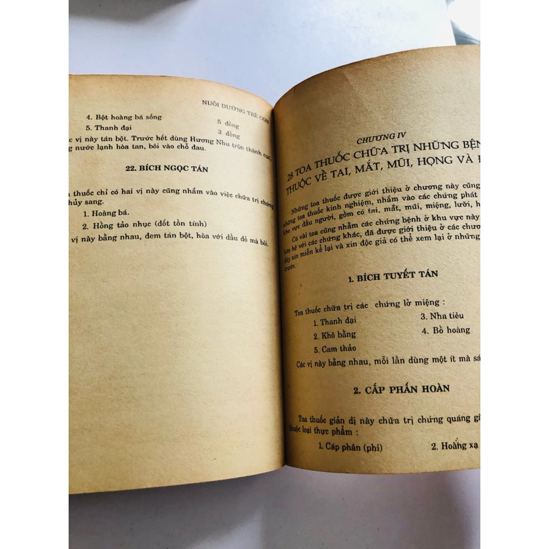 NUÔI DƯỠNG TRẺ CON ( Phạm Côn Sơn) 527559