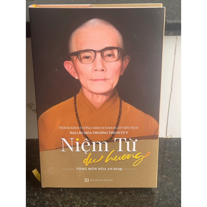 Niệm từ dư hương 546835