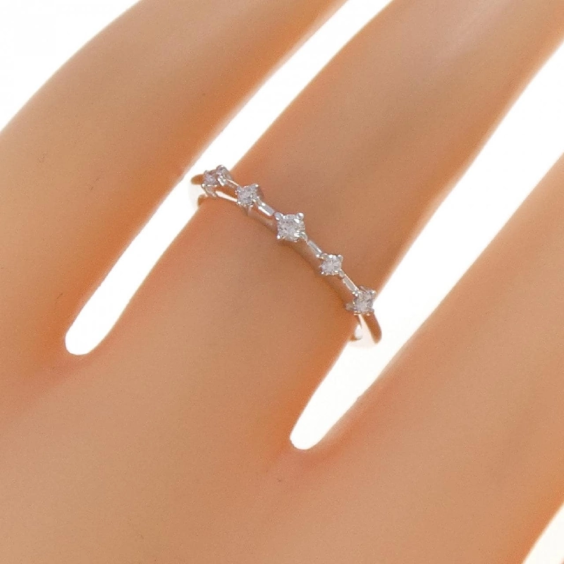 Nhẫn kim cương Tasaki 0.06CT 664757