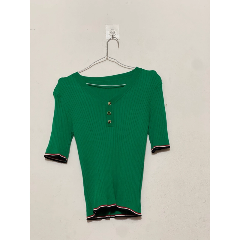 Áo len tay lỡ màu xanh lá cây 495967