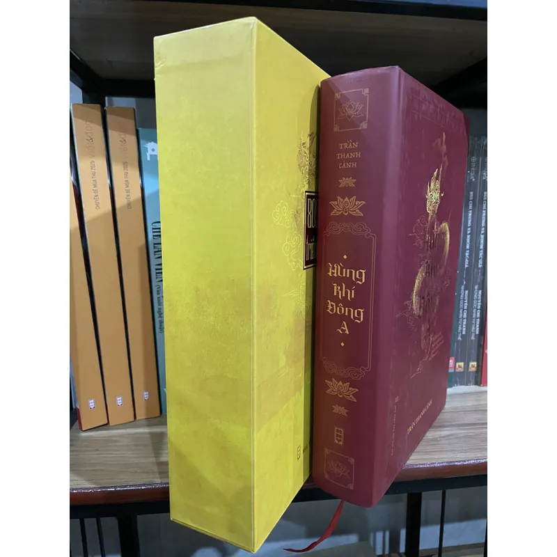 Hùng khí Đông A- S800 (Bìa cứng có hộp, có ký tặng của tác giả) 603536