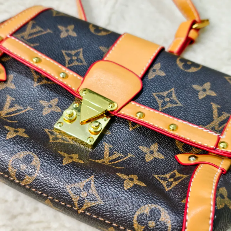 THANH LÝ: TÚI XINH GIÁ HẠT DẺ 1004322