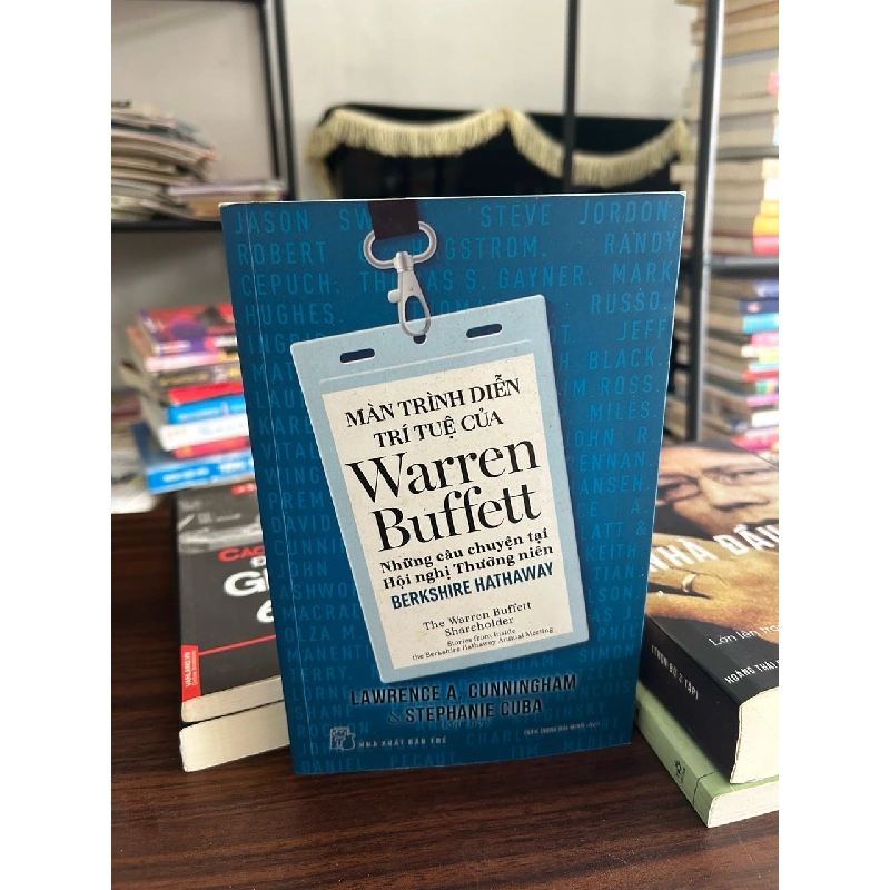 Màn trình diễn trí tuệ của Warren Buffett- Lawrence A.Cunningham & Stephanie Cuba 932731