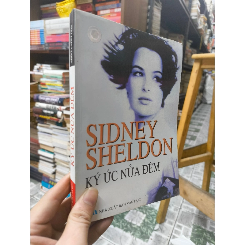 Ký ức nửa đêm - Sidney Sheldon 126810