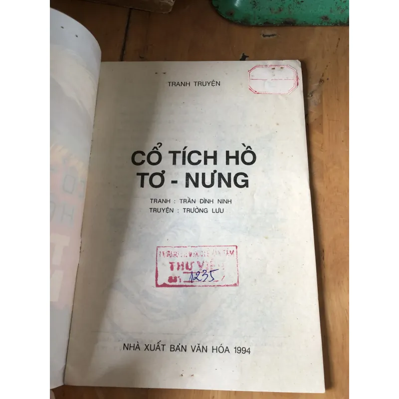 Cổ tích hồ Tơ-Nưng 973624