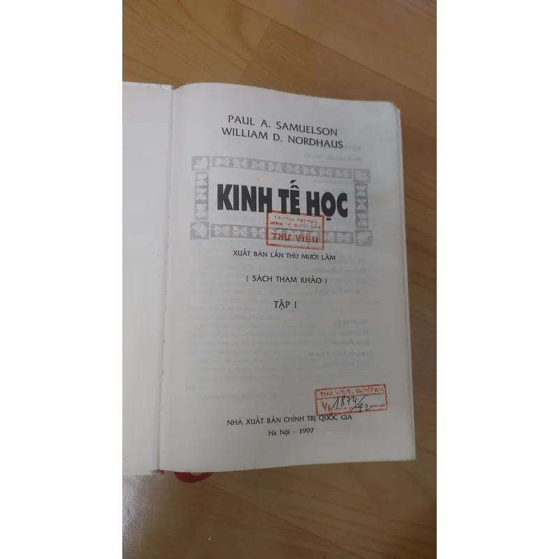 KINH TẾ HỌC TRỌN BỘ  716032