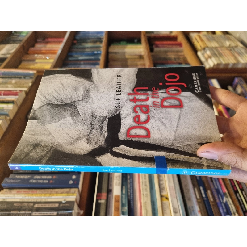 Cambridge English Readers (Sách luyện đọc tiếng Anh) 414091