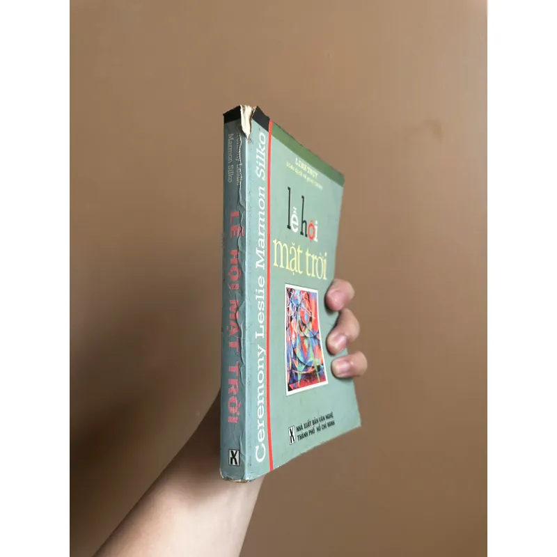 Lễ Hội Mặt Trời - Ceremony Leslie Marmon Silko 745461