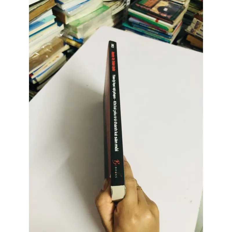 TÂM LÝ HỌC TỘI PHẠM KHI KẺ YẾU TRỞ THÀNH KẺ SĂN MỒI 780462