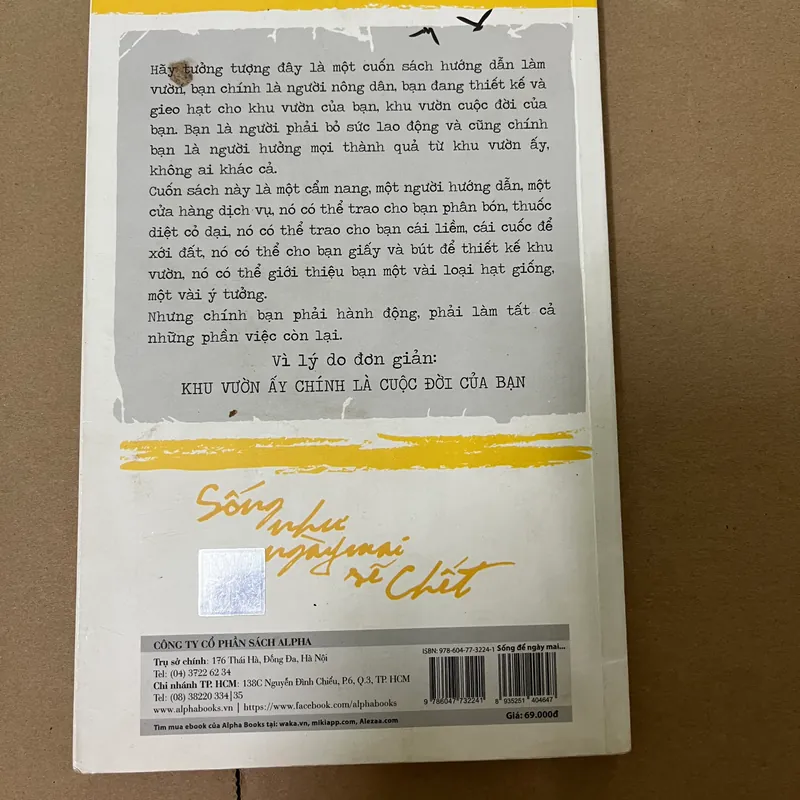 Sống như ngày mai sẽ chết 562978