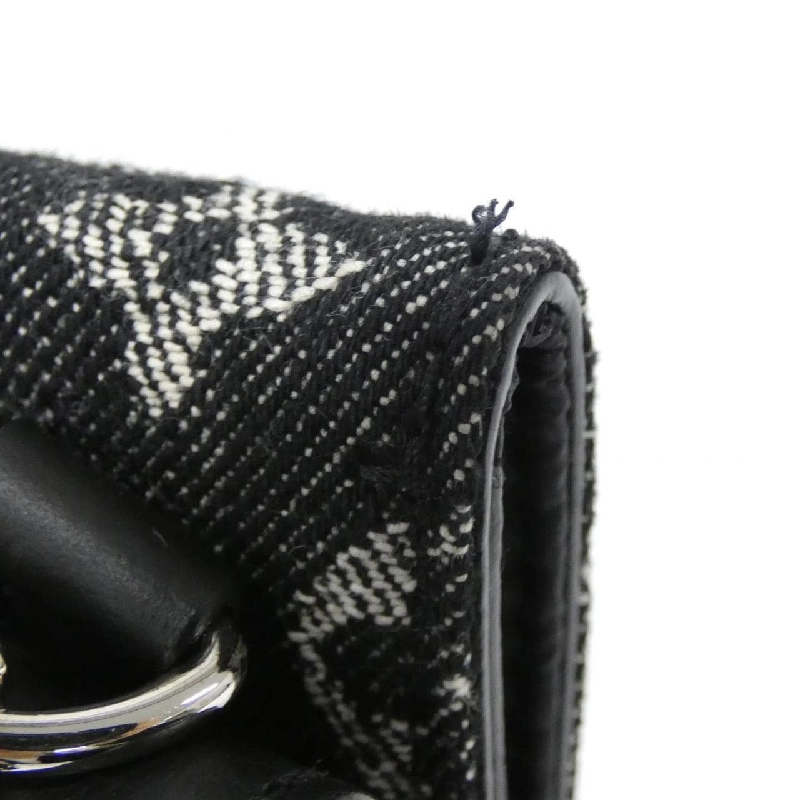 Túi đeo vai Louis Vuitton Monogram Drip Trio Pouch M81013 - Hàng hiệu Chính hãng 776415