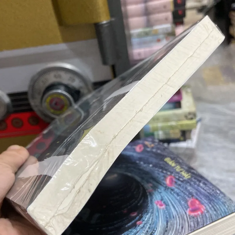 (Tiểu thuyết) - Bà đỡ tình yêu ngày tận thế - Katja Kettu 972492