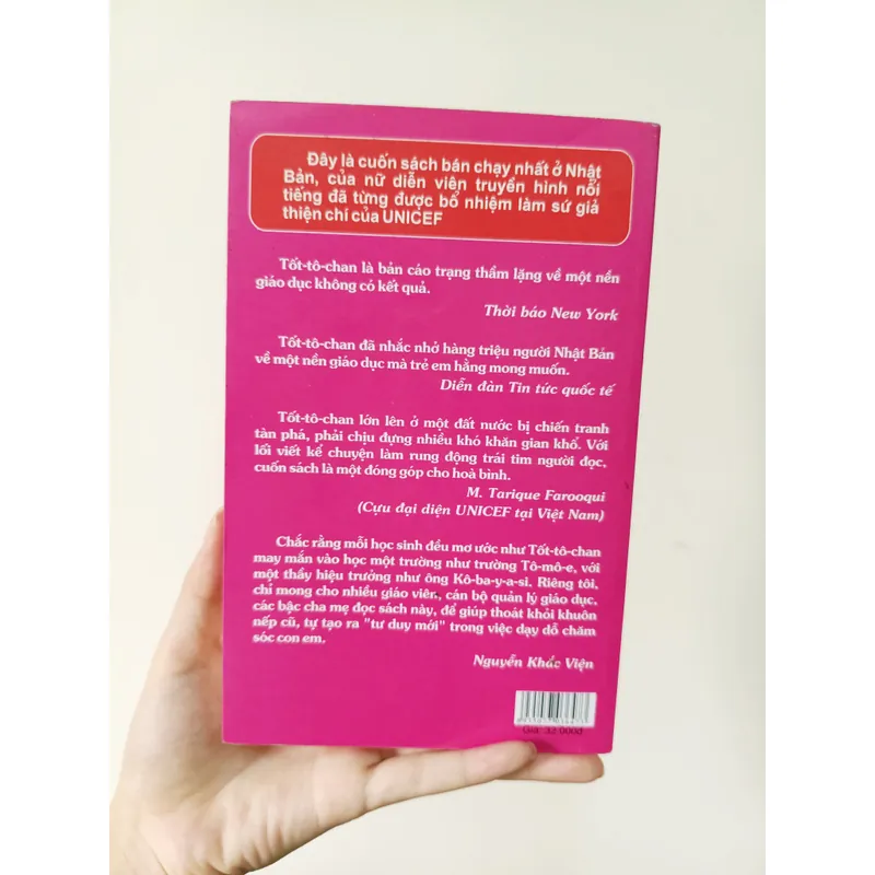 Tôt-tô Chan Cô bé bên cửa sổ-Tét-su-Kô Ku-Rô-Y-A-Na-Gi - Kèm quà tặng 595760
