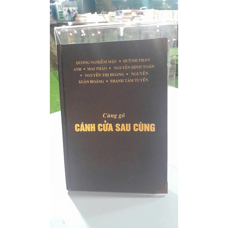 CÙNG GÕ CÁNH CỬA SAU CÙNG 308490