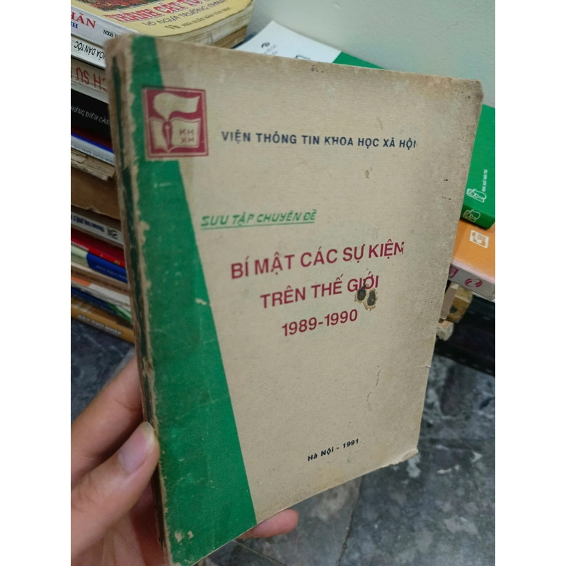 Bí mật các sự kiện trên Thế Giới 1989-1990 447423