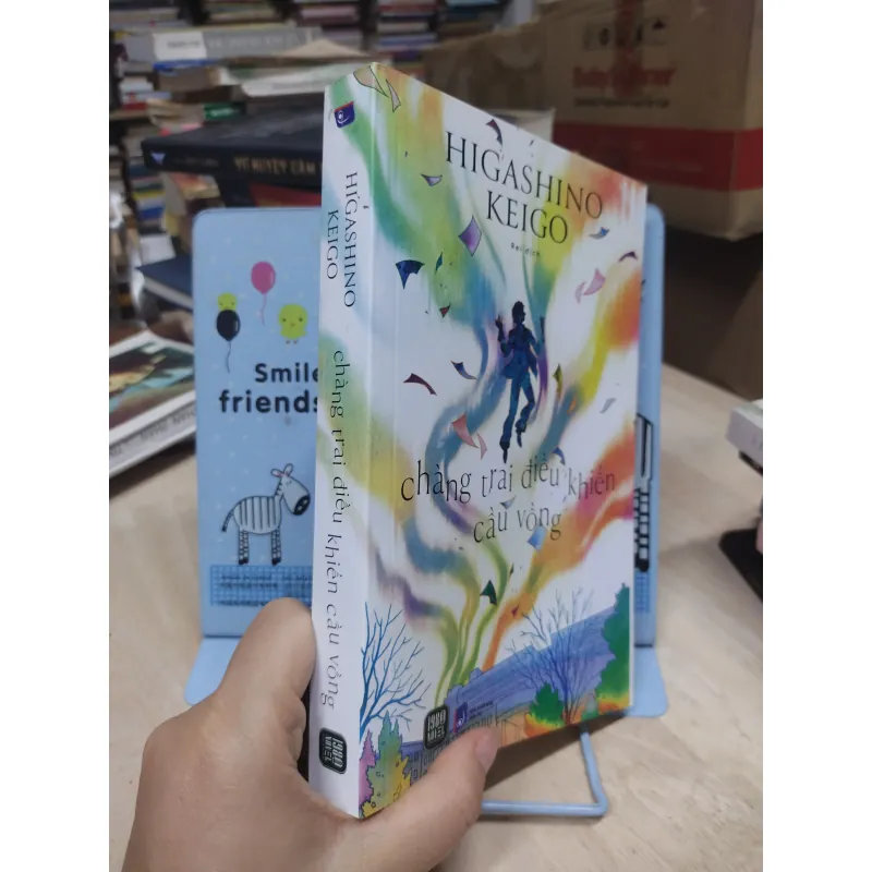 Sách: Chàng trai điều khiển cầu vồng - TG: Higashino Keigo (B3) 993420