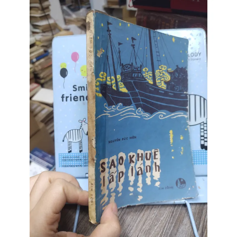 Sách: Sao Khuê lấp lánh - TG: Nguyễn Đức Hiền (A2) 751486