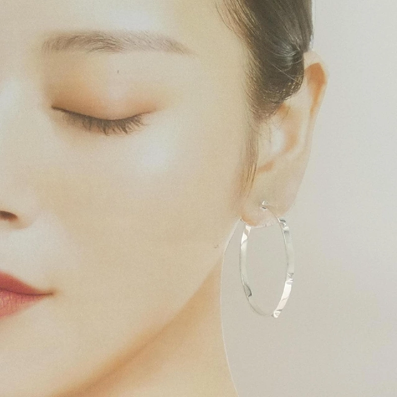 Khuyên tai mini Hermès - Hàng hiệu Authentic 845733