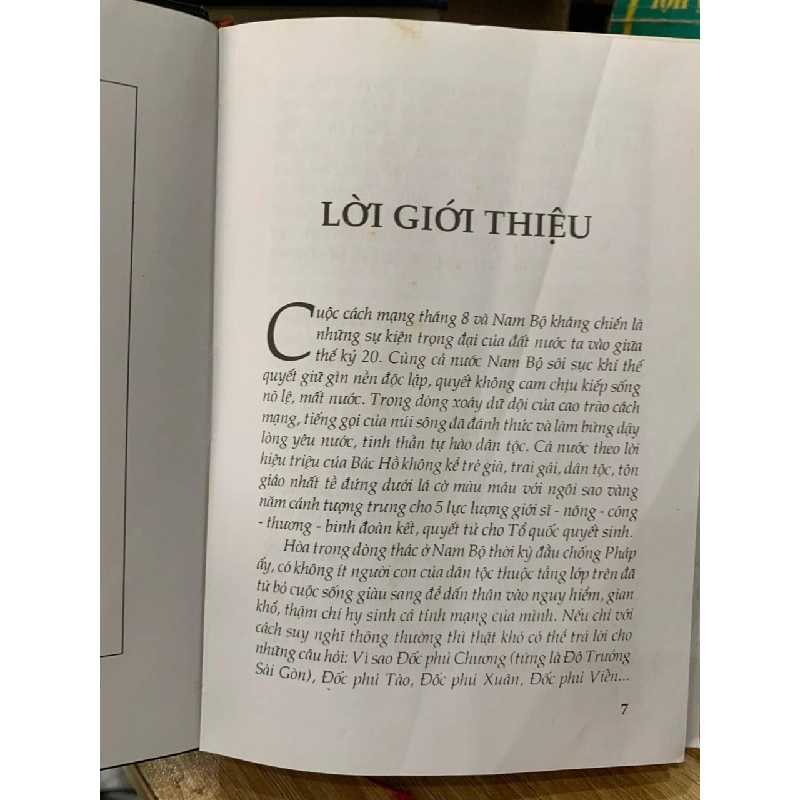 Đêm trâng của Đức Giáo Tông -Trầm Hương 758618