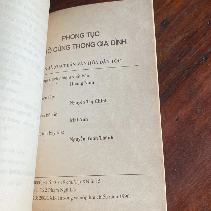 PHONG TỤC THỜ CÚNG TRONG GIA ĐÌNH VIỆT NAM, TOAN ÁNH (XB 1996) 502632