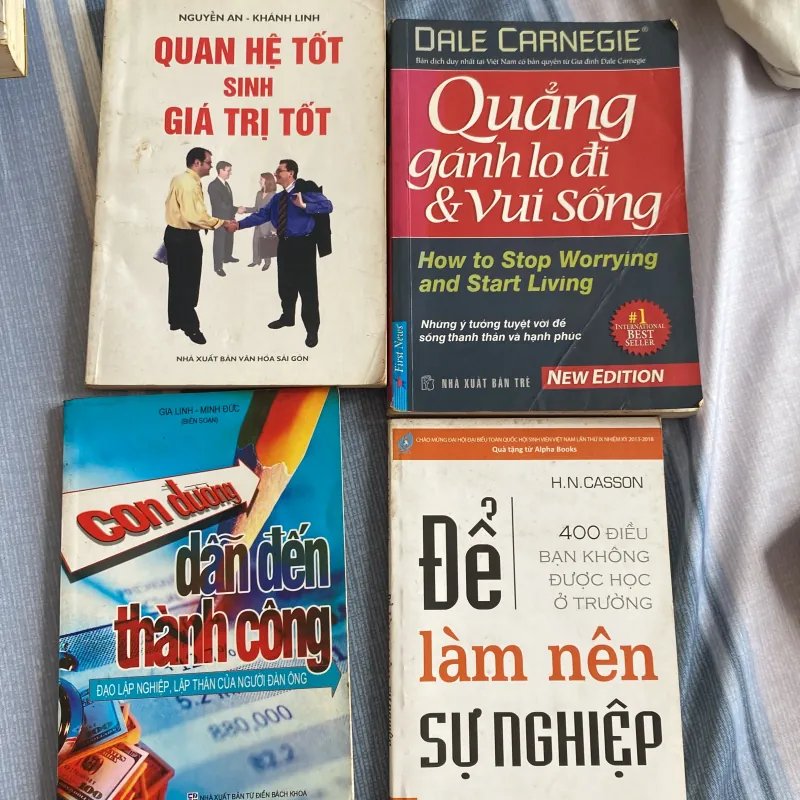 4 quyẻn sách làm nên sự nghiệp 753971