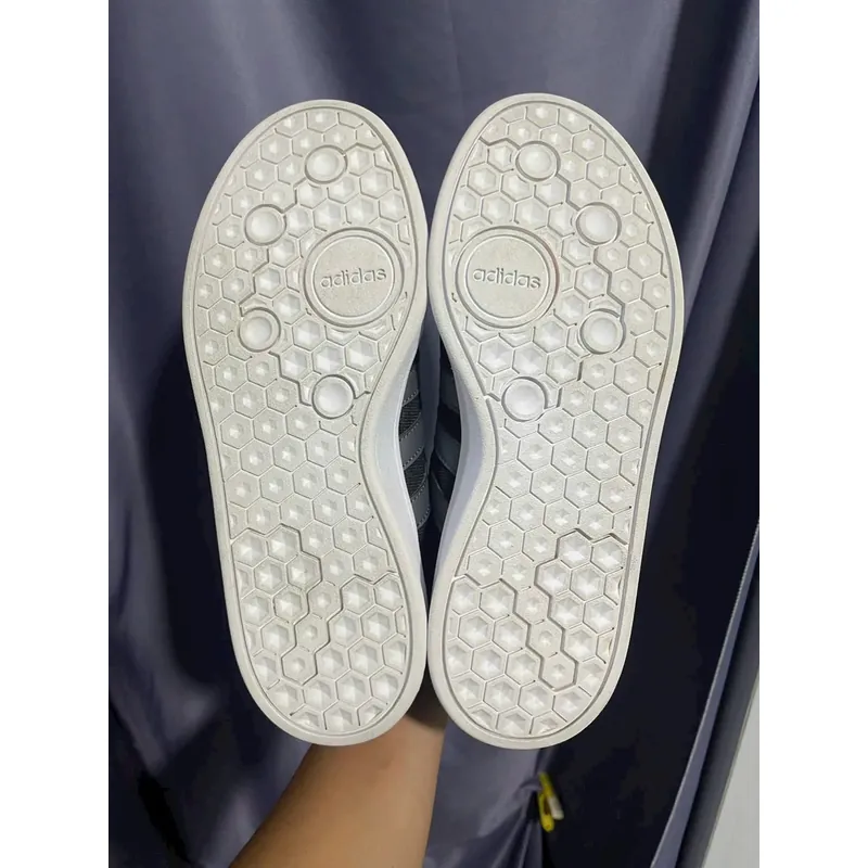 Giày chính hãng  702881