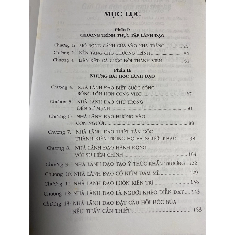 NHỮNG BÀI HỌC LÃNH ĐẠO TỪ CÁC THỰC TẬP SINH NHÀ TRẮNG-Tác giả: Charles P.Garcia (NXB McGraw-Hill) -NXB Tổng Hợp Tp HCM- Năm xb 2010 446354
