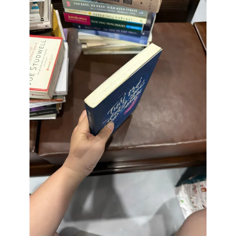 Tuổi trẻ đáng giá bao nhiêu?- K5 1032694