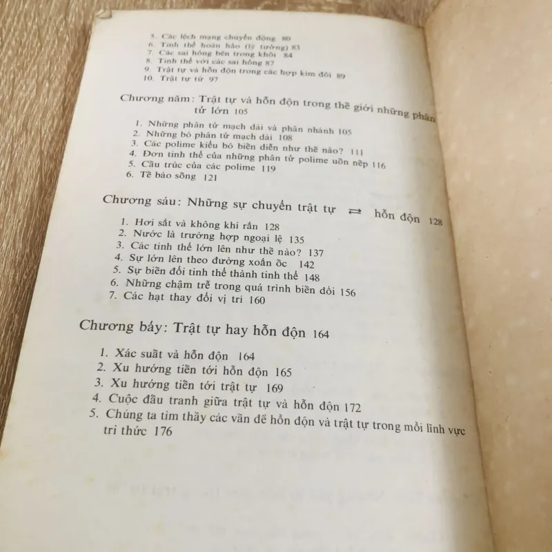 TRẬT TỰ VÀ HỖN ĐỘN TRONG THẾ GIỚI NGUYÊN TỬ 960210
