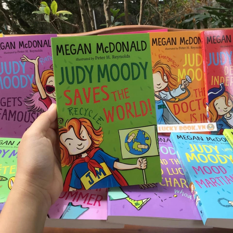 Judy Moody (14 cuốn tiếng Anh) 360420