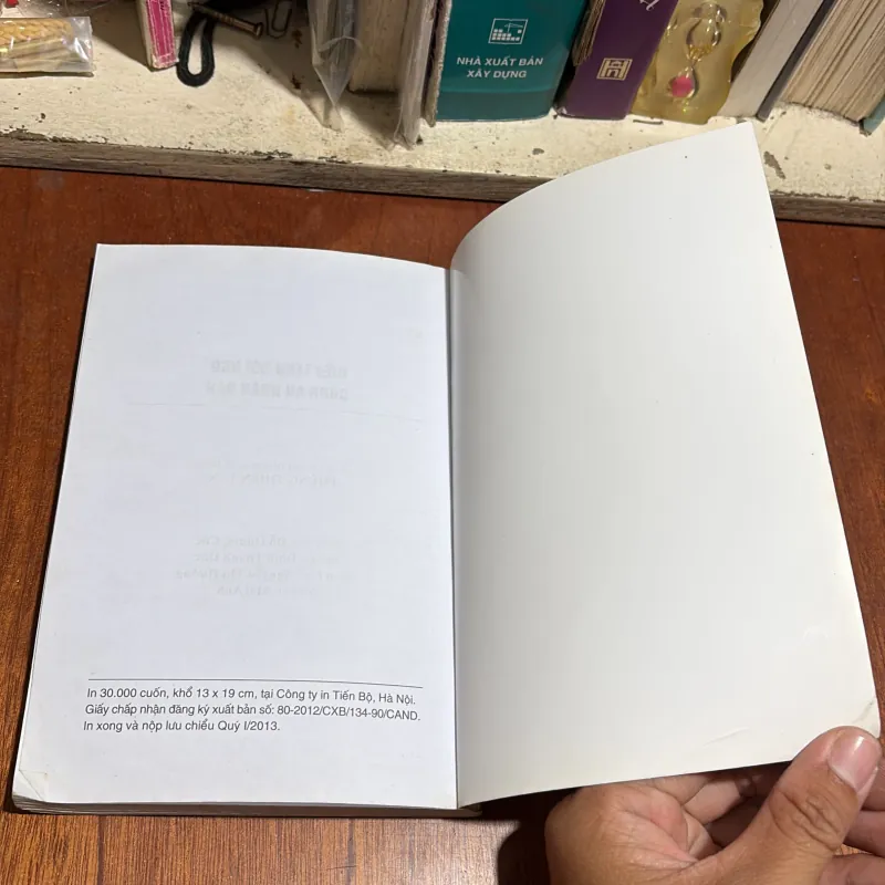 II Lưu Hành Nội Bộ: Điều Lệnh Đội Ngũ Công An Nhân Dân - Bộ Công An - 2013 1002164