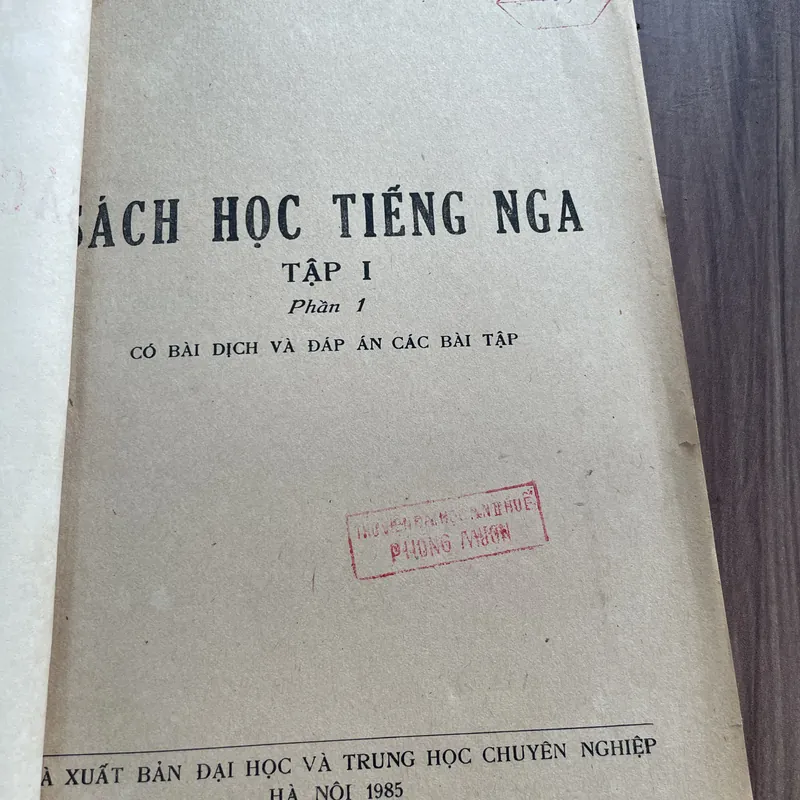 Sách học tiếng Nga - tập 1- phần 2 - khổ lớn 739336