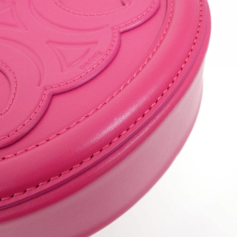 Túi đeo chéo hình oval Celine 10I703DPQ 613298