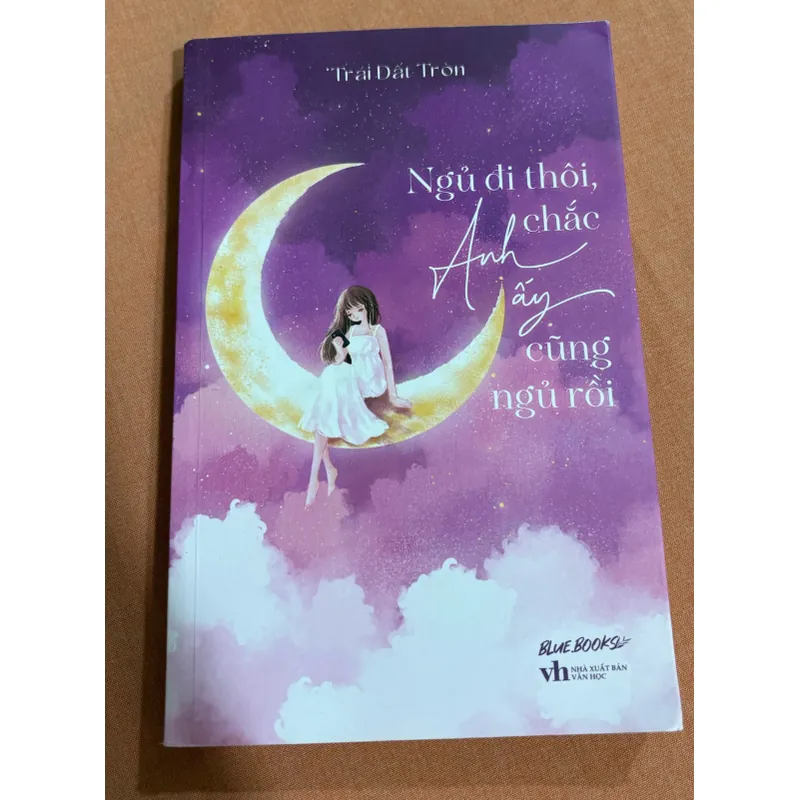 Ngủ đi thôi, anh ấy chắc cũng ngủ rồi 🌊 673947