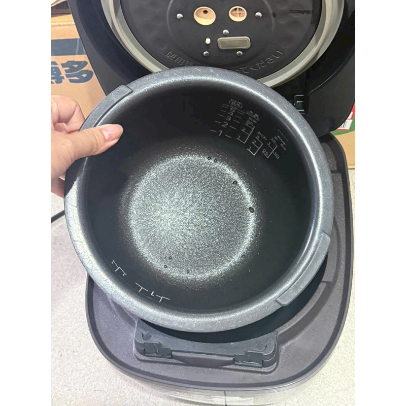 Nồi cơm điện cao tần IH TIGER 1L 504855
