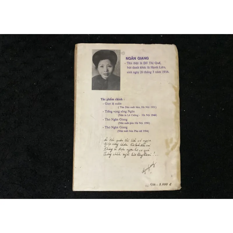 Thơ - Ngân Giang , chữ ký  1025085