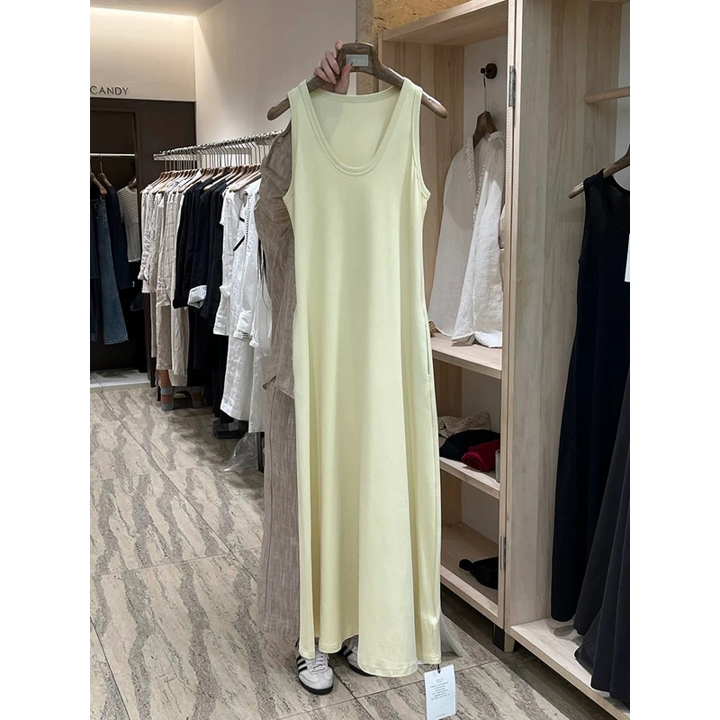 Chủ yếu là hàng new,có cái chưa mặc lần nào,có cái giặt xong để đấy,cái thì mặc 1l 522422