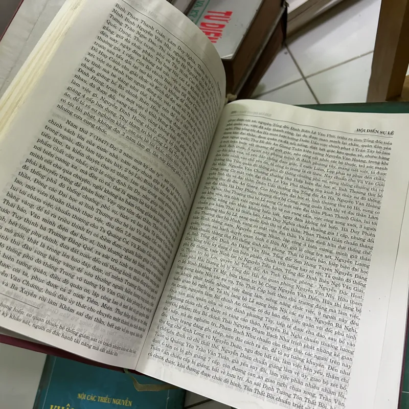 Khâm Định Đại Nam Hội Điển Sự Lệ (Trọn bộ 8 Tập) (sách xấu, xem mô tả) 1019717