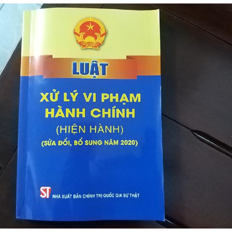 Sách Luật xử lý vi phạm hành chính bổ sung 2020 22664