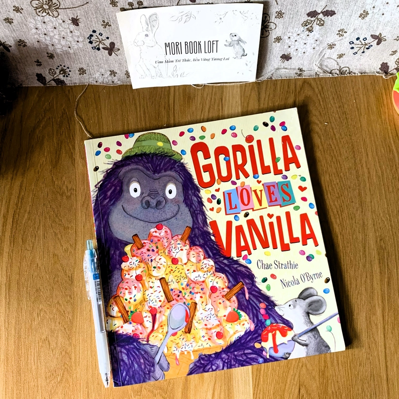 Sách tranh Gorilla Loves Vanilla, Used, Picture Book For Kids 446656