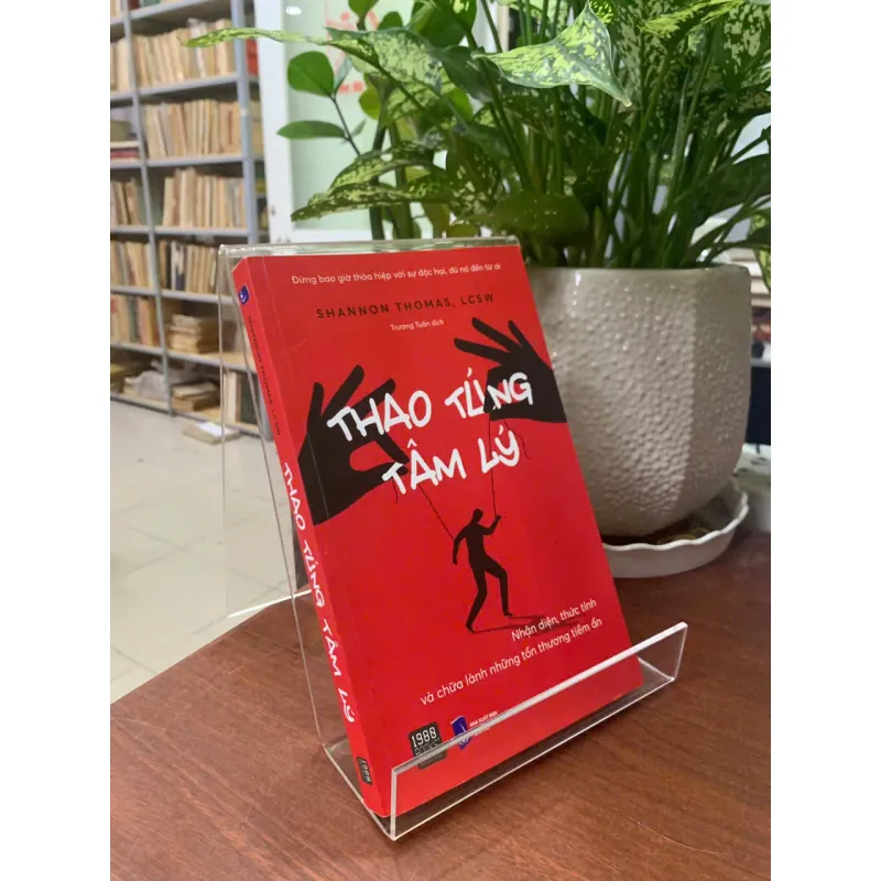 THAO TÚNG TÂM LÝ - SHANNON THOMAS & LCSW 612079