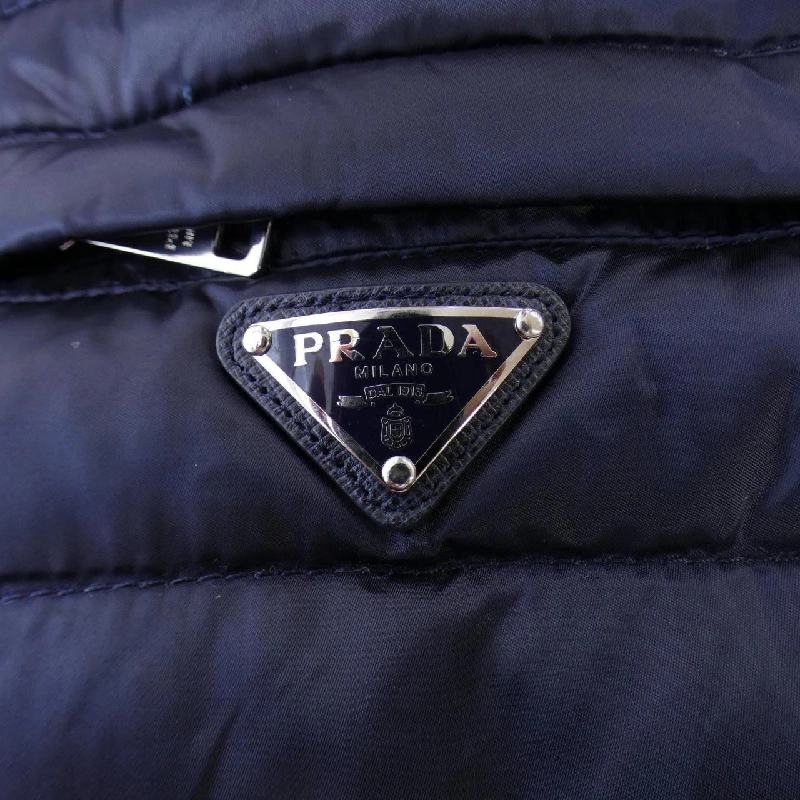 【Mã giảm giá】Áo gile PRADA 636773