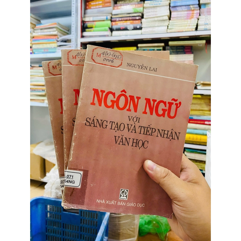 Ngôn Ngữ Và Sáng Tạo Tiếp Nhận Văn Học - Nguyễn Lai 525570